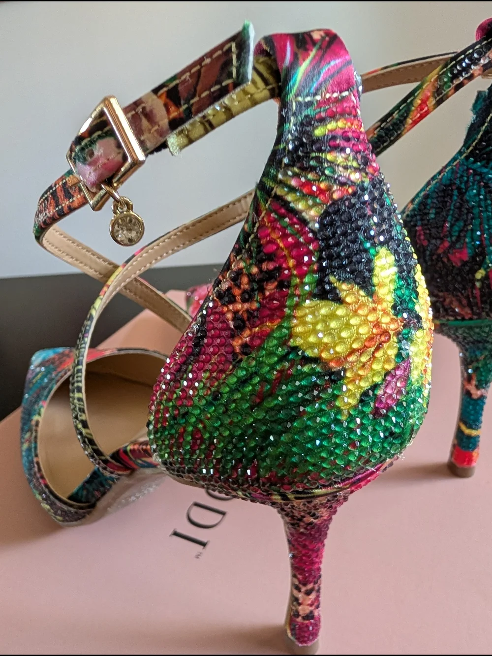 Thalia Sodi Colorful Floral Cross-Strap Emblished Heels SZ  6 NEW IN BOX